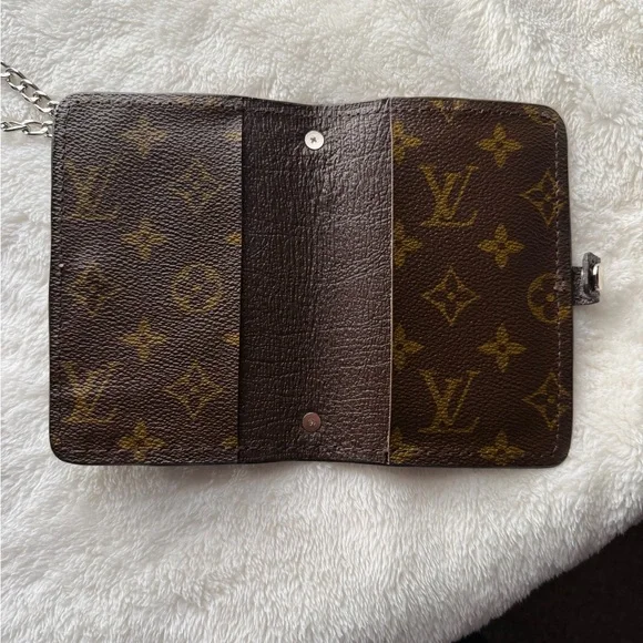 Louis Vuitton Brown Gold Wallet/Crossbody/Passport holder Upcycled, comes w/ COA - Picture 5 of 6